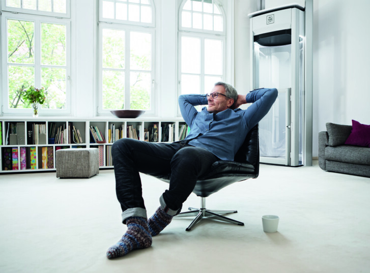 Senkrechtlift ohne Schacht